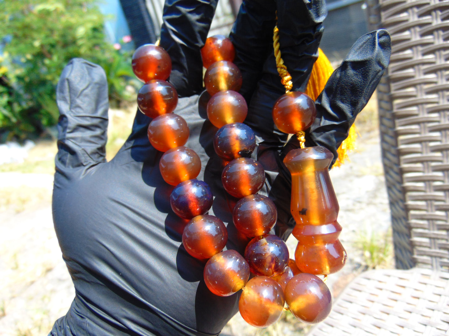 53 gr Hand Tasbih 17+1 Beads 16 mm Indonesian Yellow Red Bluish Amber for Healing BT11