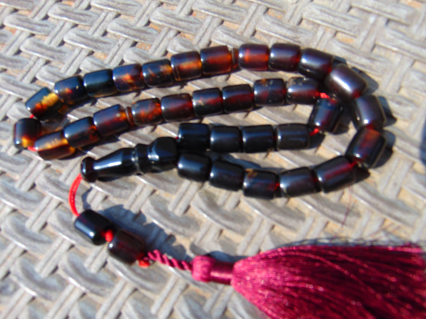 44 gr Komboloi Tasbih Rosary 33+2 Beads 12x15 mm Indonesian Cherry Red Amber for Healing TT20