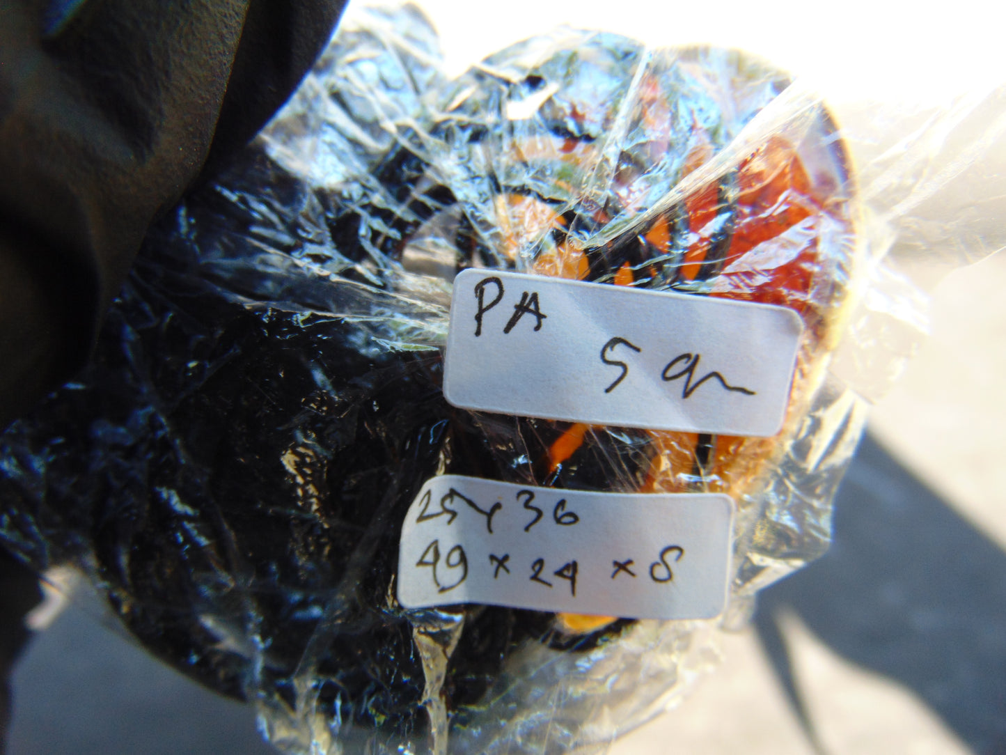 5 gr Comma Pendant Indonesian Blue Amber for Healing 25Y36