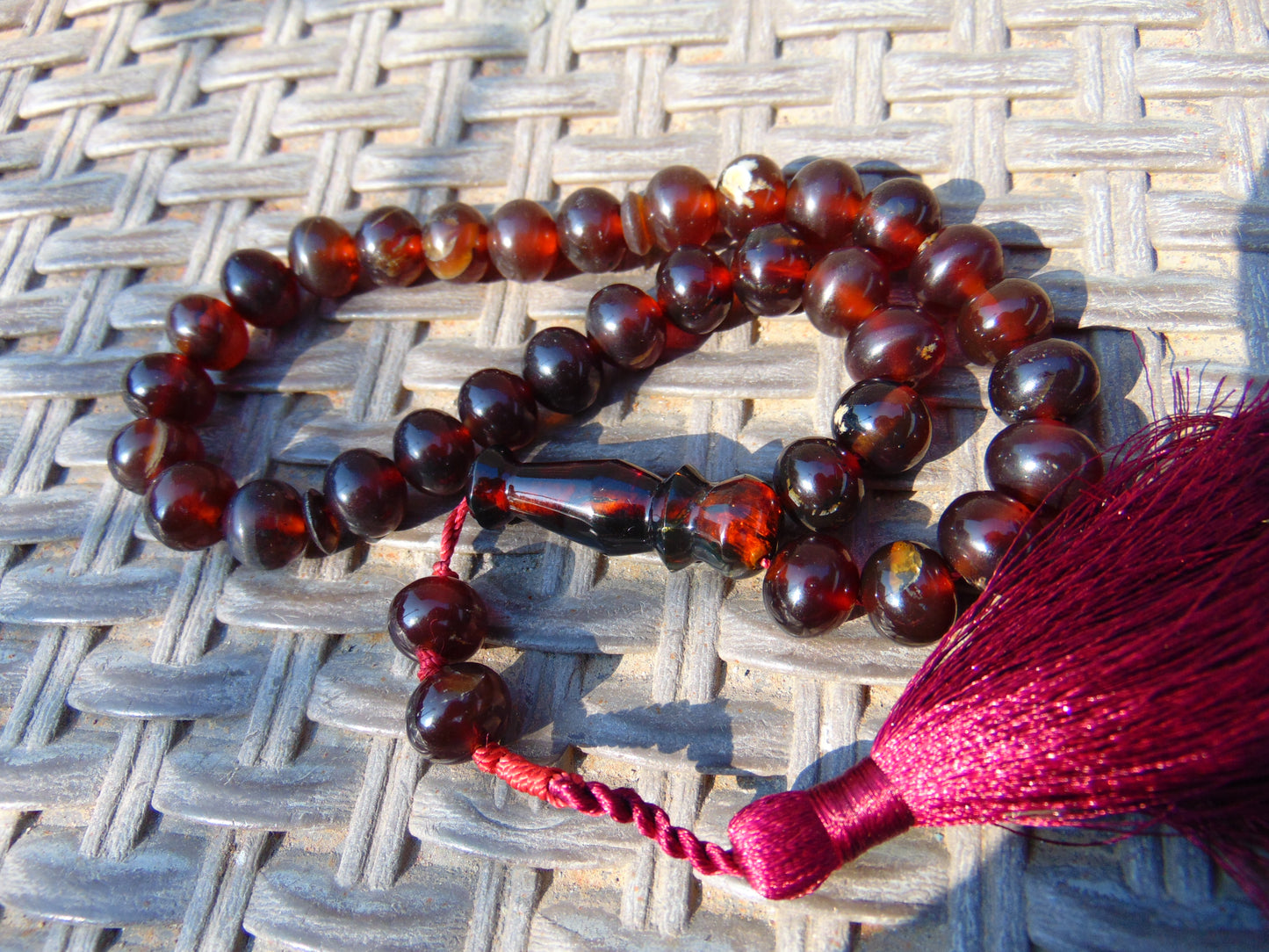 27 gr Hand Tasbih 33+2 Beads 10 mm Indonesian Cherry Red Amber for Healing TB10i5