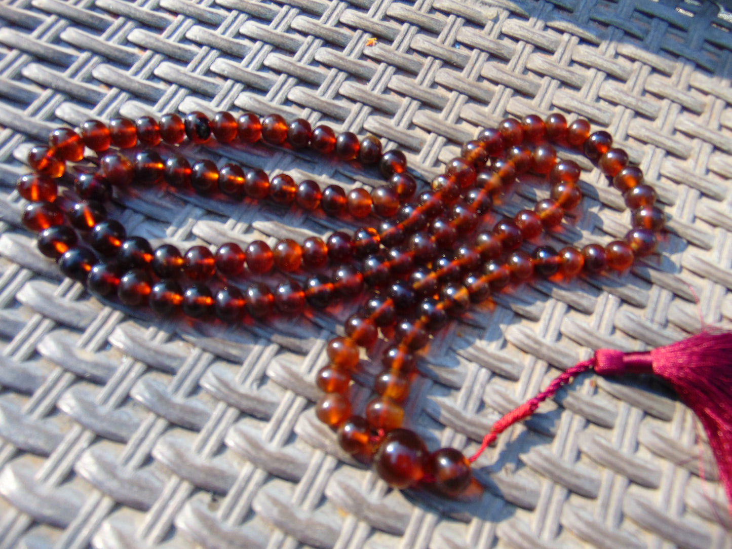 72 gram 108 Beads 10 mm Mala Buddha Necklace for Yoga Meditation Indonesian Red Amber for Healing MB23