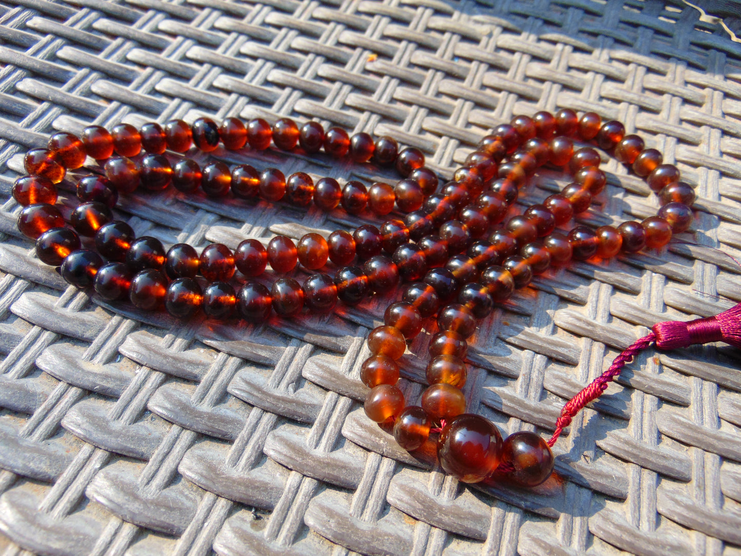 72 gram 108 Beads 10 mm Mala Buddha Necklace for Yoga Meditation Indonesian Red Amber for Healing MB23