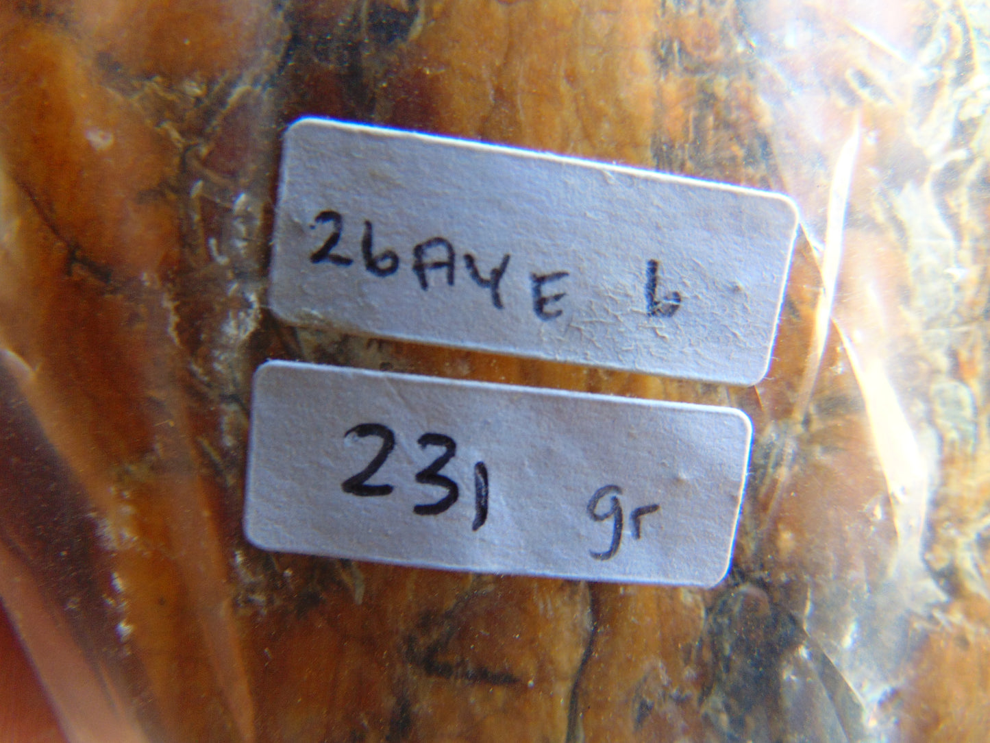 231 gram Polished Indonesia Yellow Aromatic Amber for Healing 26AYE6