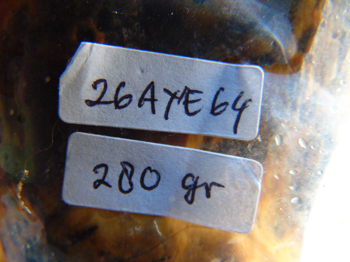 280 gram Polished Indonesia Yellow Aromatic Amber for Healing 26AYE64