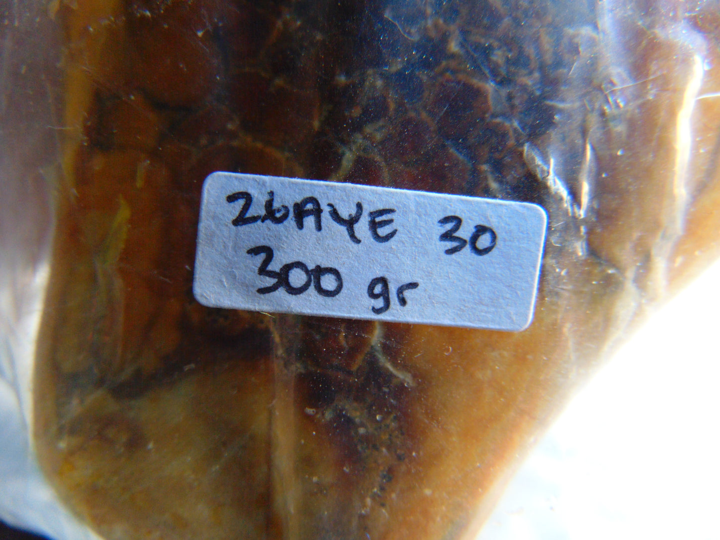 300 gram Polished Indonesia Yellow Aromatic Amber for Healing 26AYE30