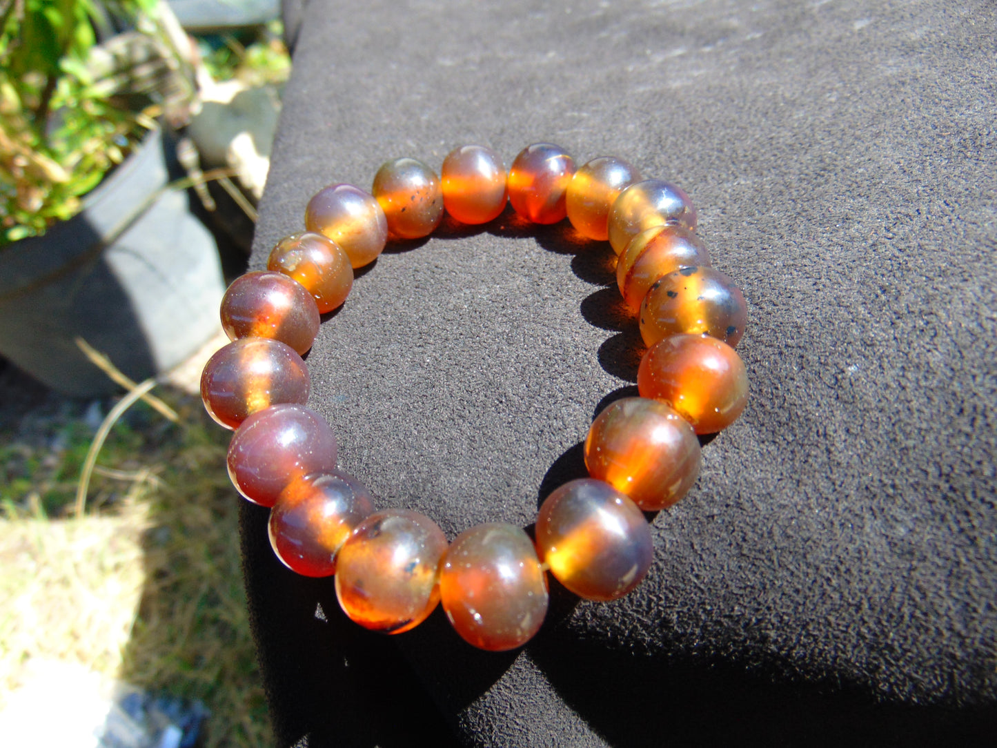 18 Gram 18 small Beads Bracelet Indonesian Yellow Bluish Amber for Healing SB18