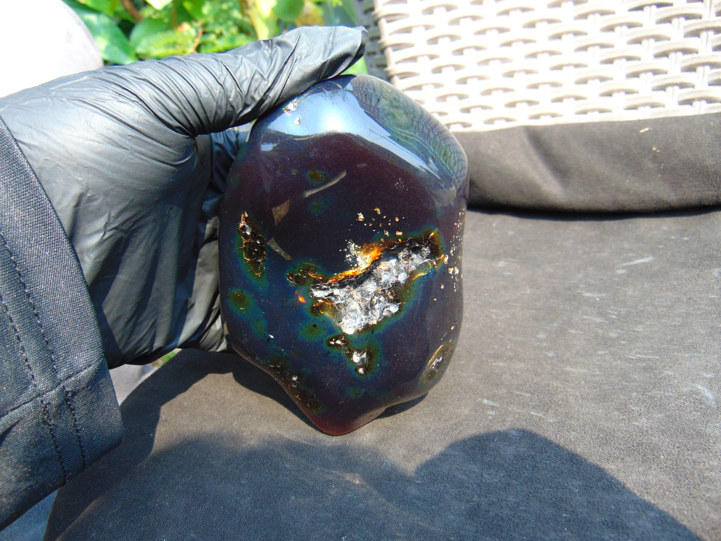 297 gram Full polished Indonesian Purple Blue Amber for Healing ar120