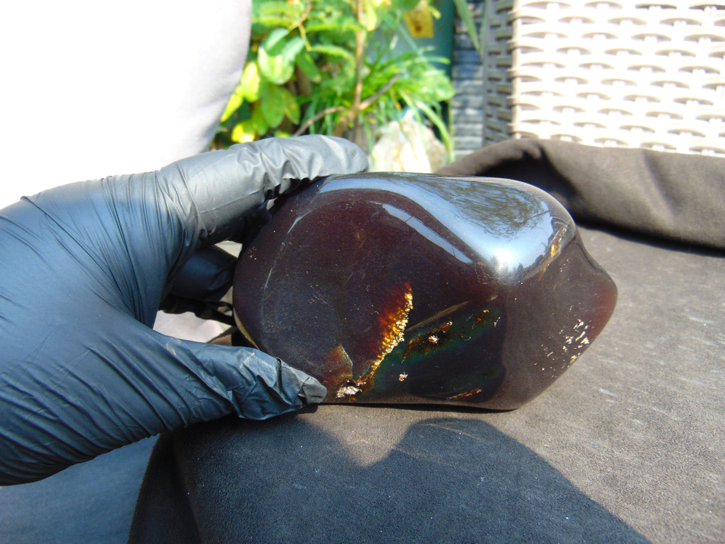 297 gram Full polished Indonesian Purple Blue Amber for Healing ar120