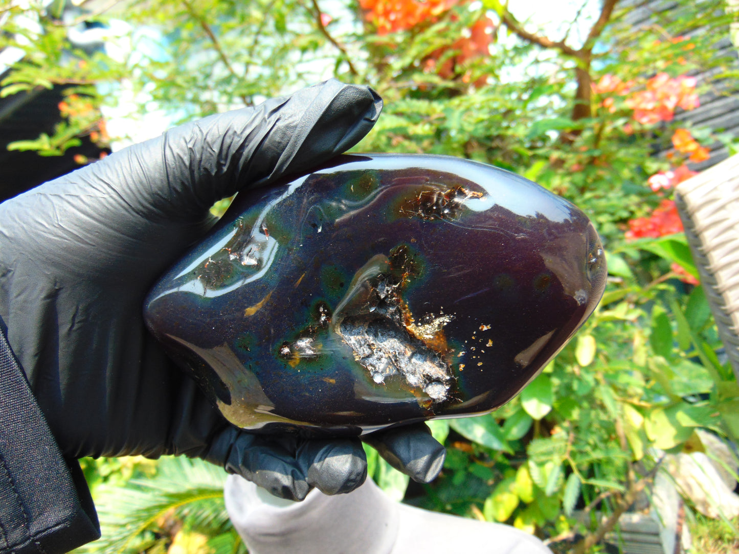 297 gram Full polished Indonesian Purple Blue Amber for Healing ar120