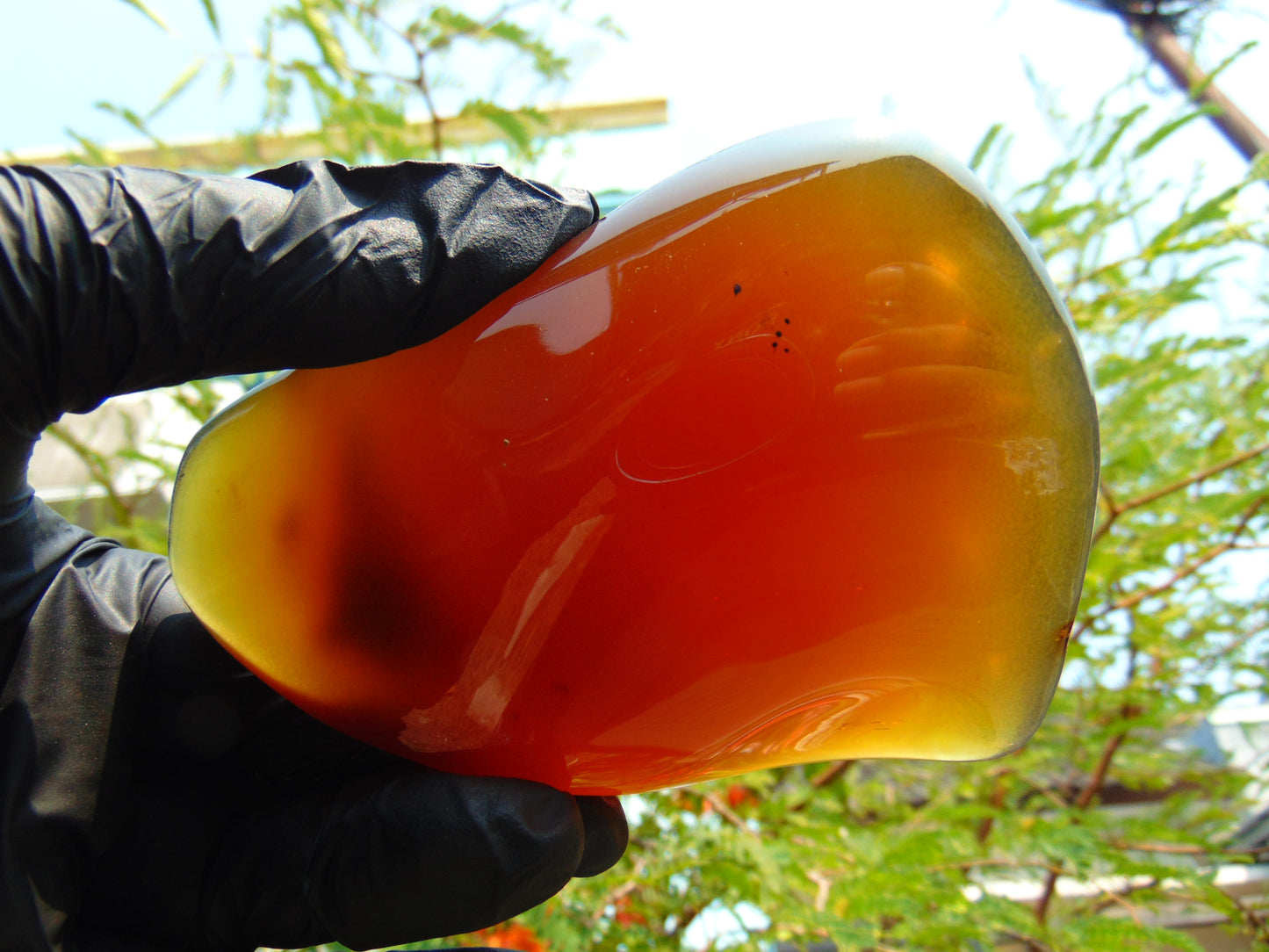 148 gram Full polished Indonesian Purple Amber for Healing AR118
