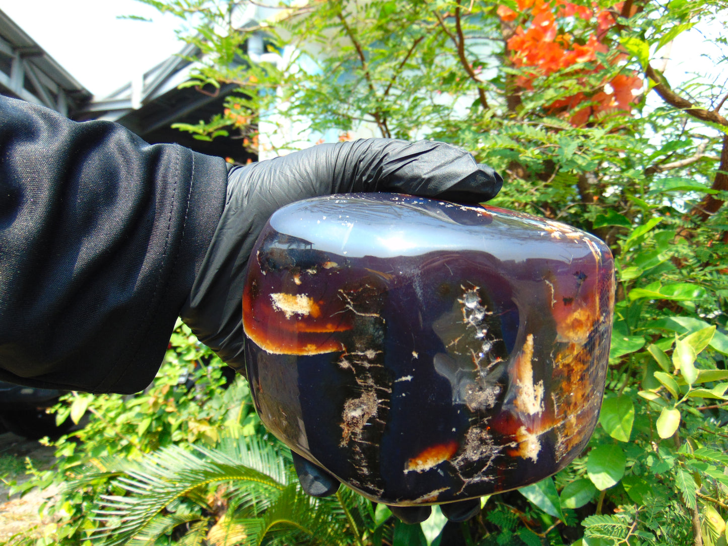 460 gram Full polished Indonesian Purple Blue Amber for Healing ar117