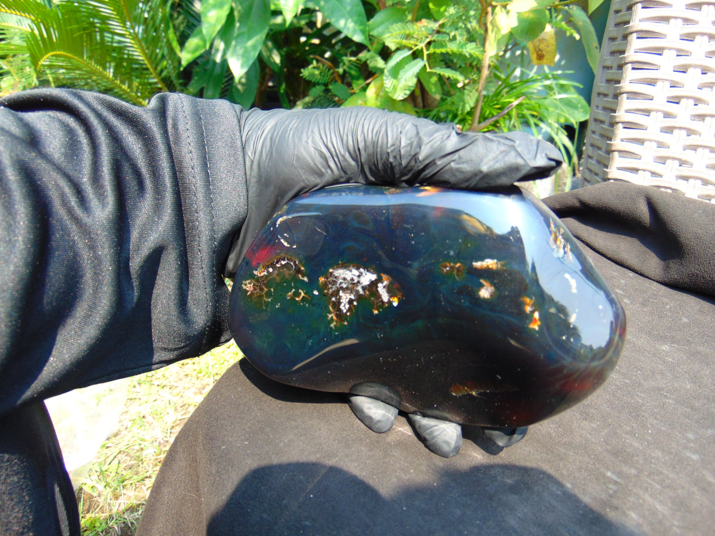 308 gram Full polished Indonesian Dark Purple Blue Amber for Healing ar121