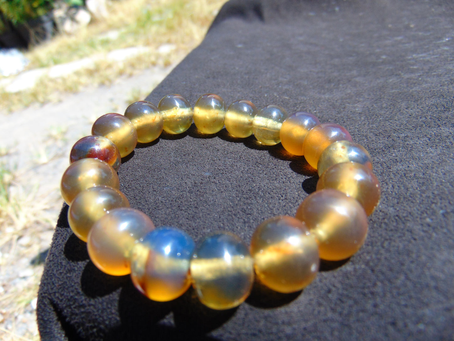 18 Gram 18 Small Beads Bracelet Indonesian Yellow Bluish Amber for Healing SB10