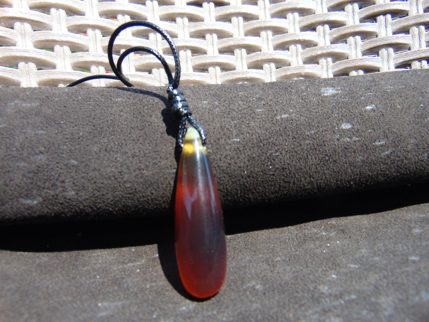 6 gr Teardrop Pendant Indonesian Amber for Healing AL2