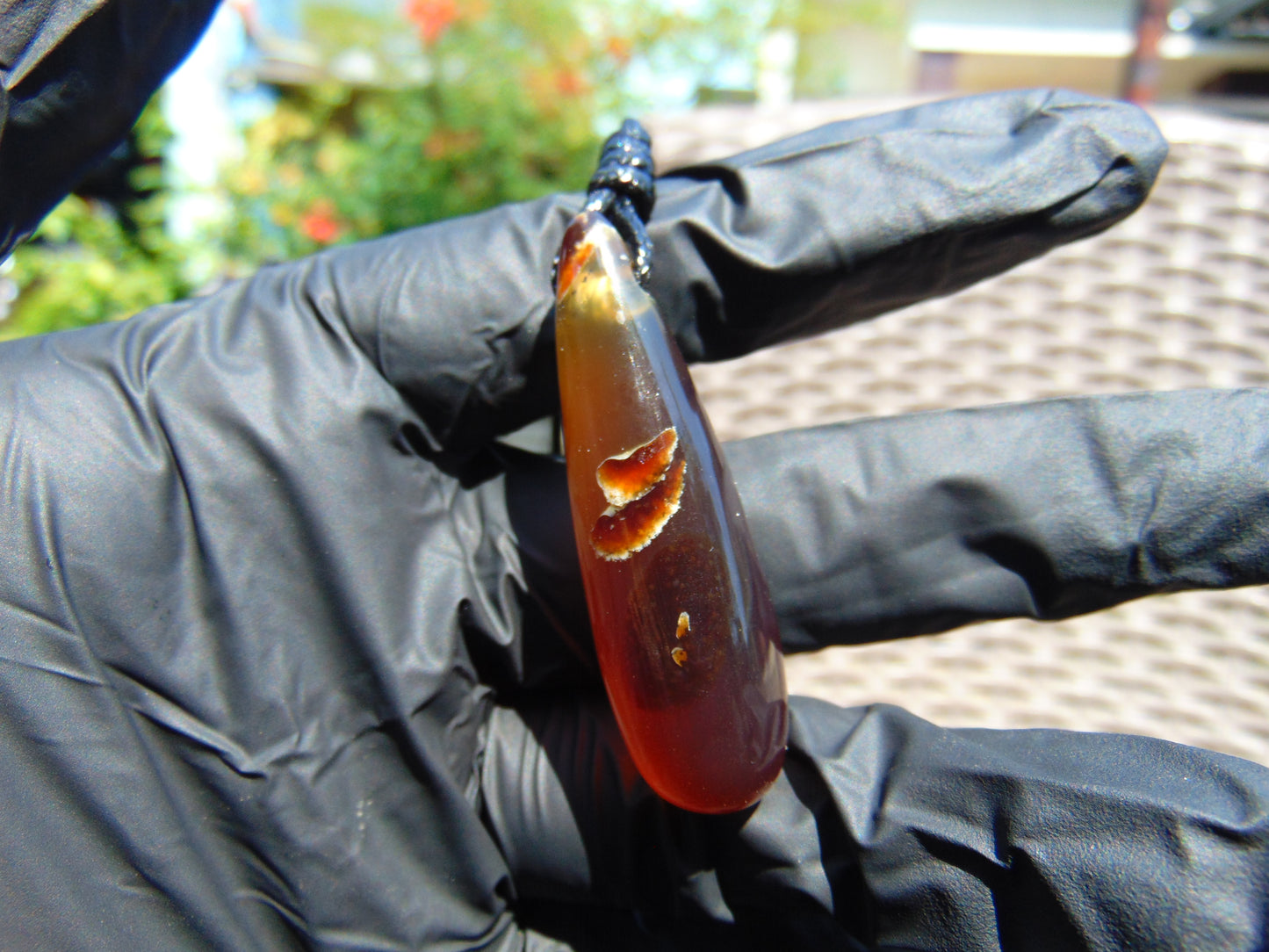 6 gr Teardrop Pendant Indonesian Amber for Healing AL2