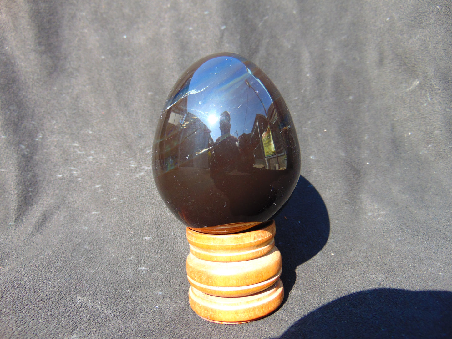 126 gr Shaped Egg 71x58 mm Indonesian Amber for Healing AJT385