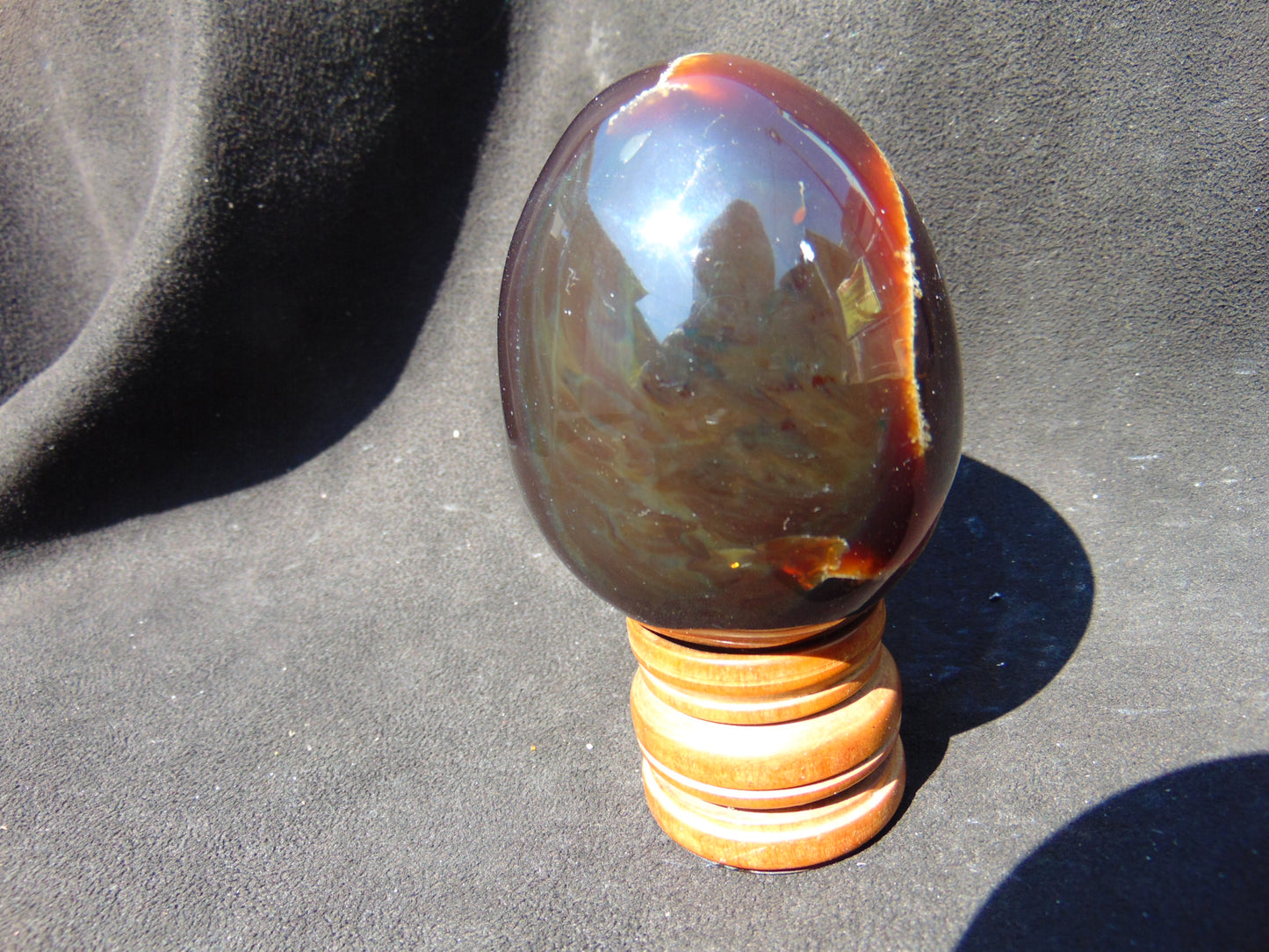 131 gr Shaped Egg 74x58 mm Indonesian Amber for Healing AJT360
