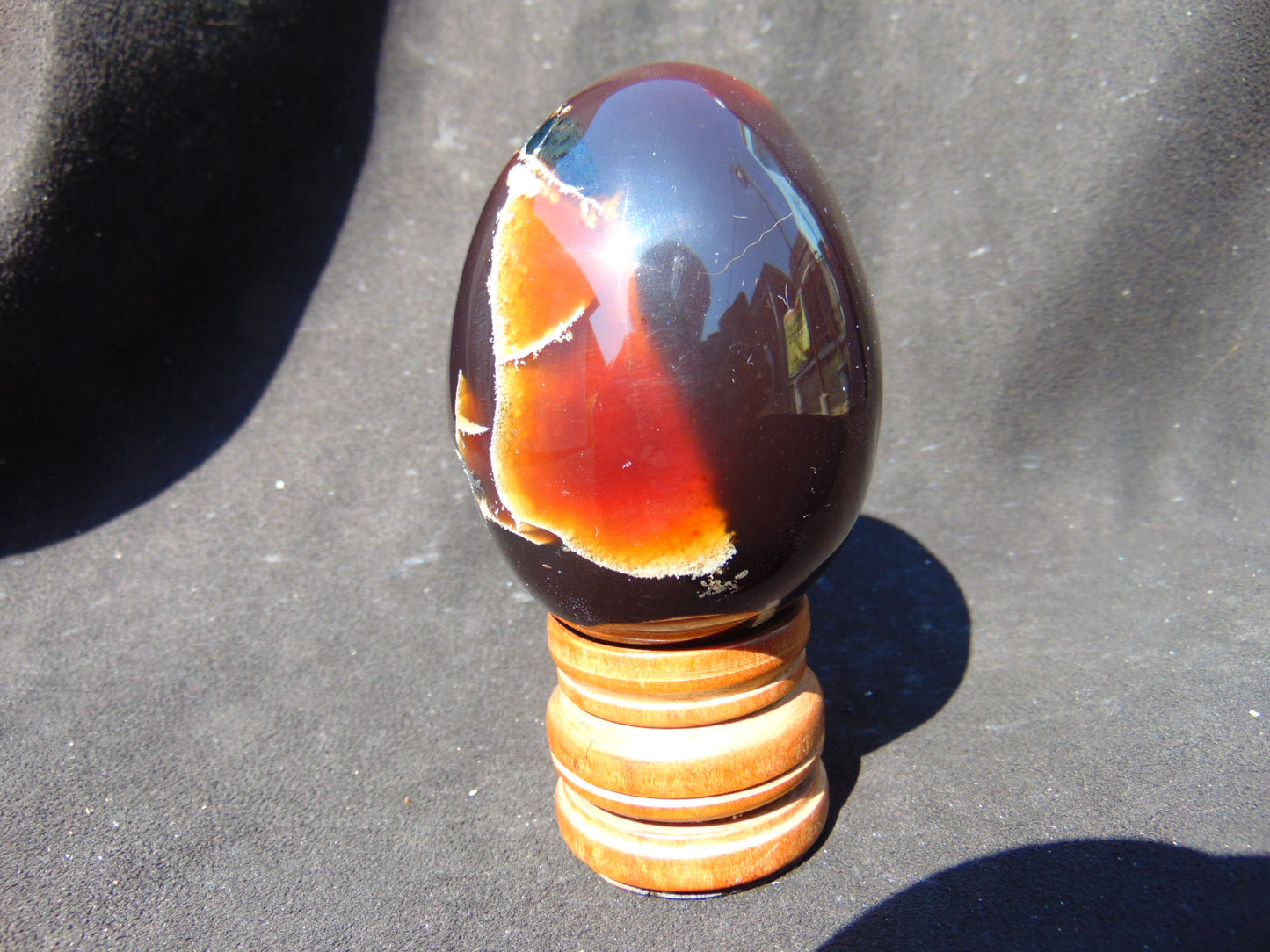 131 gr Shaped Egg 74x58 mm Indonesian Amber for Healing AJT360