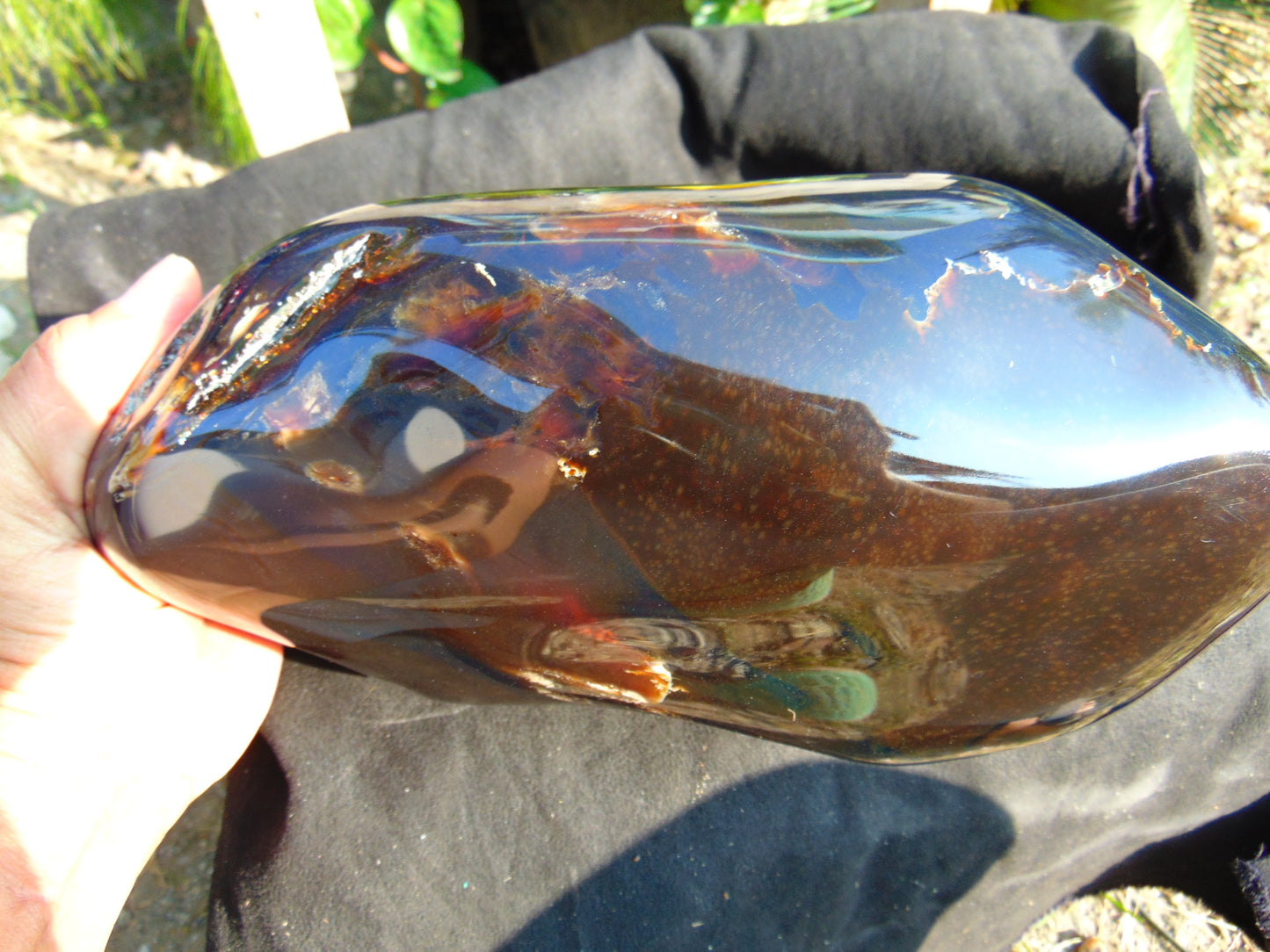 2756 gr full polished 28x19x11 cm Indonesia Dark Blue Amber for Healing ST124