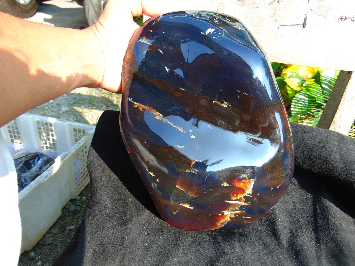 2756 gr full polished 28x19x11 cm Indonesia Dark Blue Amber for Healing ST124