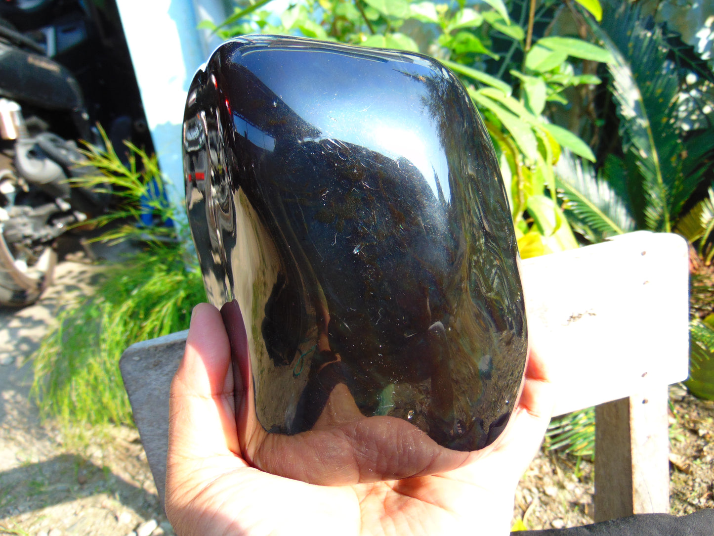 1186 gr full polished 10x6x5 cm Indonesia Black Blue Amber for Healing ML41