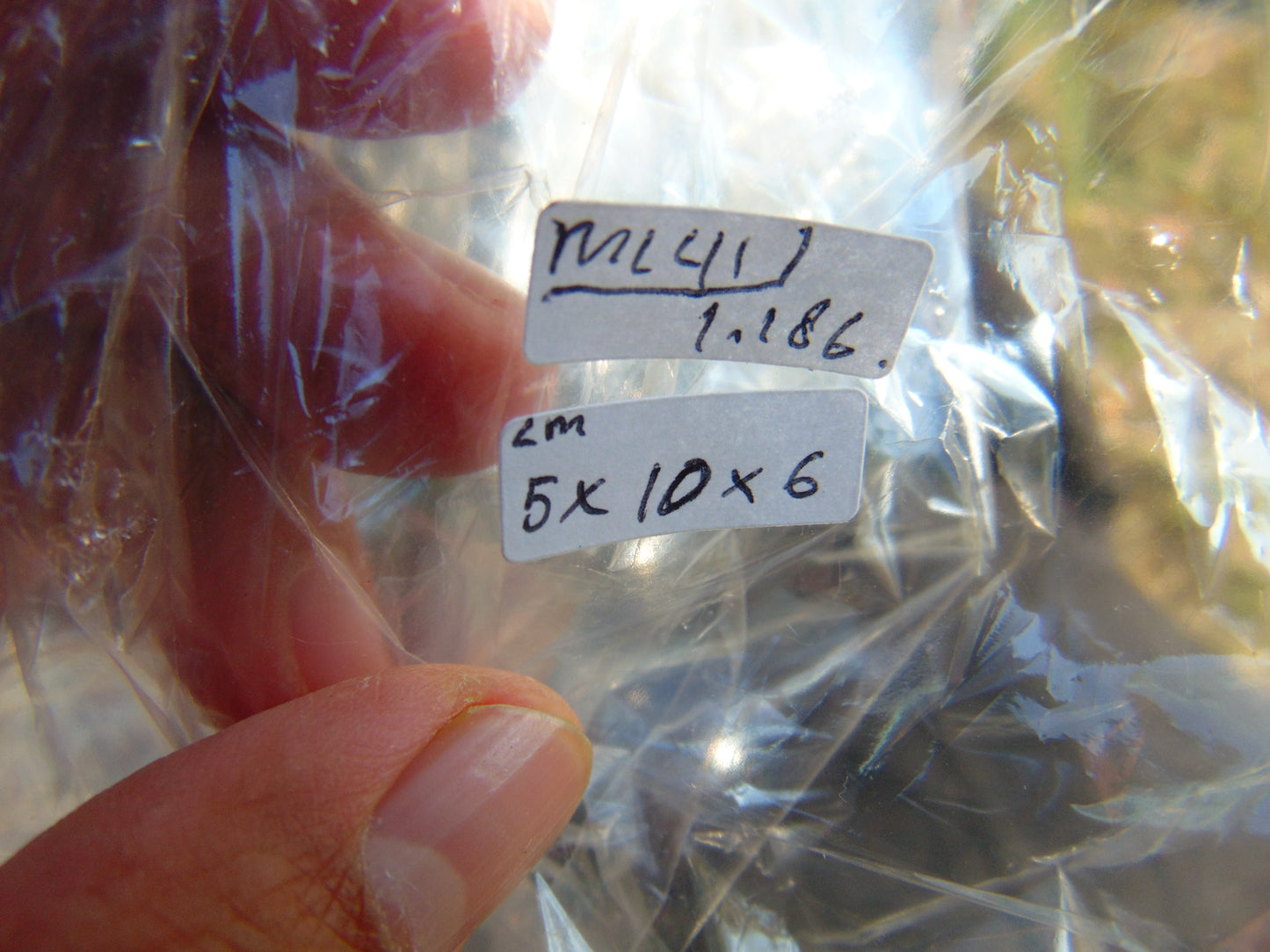 1186 gr full polished 10x6x5 cm Indonesia Black Blue Amber for Healing ML41