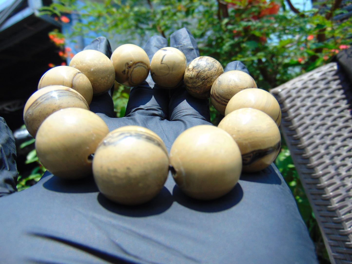 55 gram 12 Beads Mala Bracelet Indonesian Yellow Fragrant Amber 20 mm for Healing F12K1
