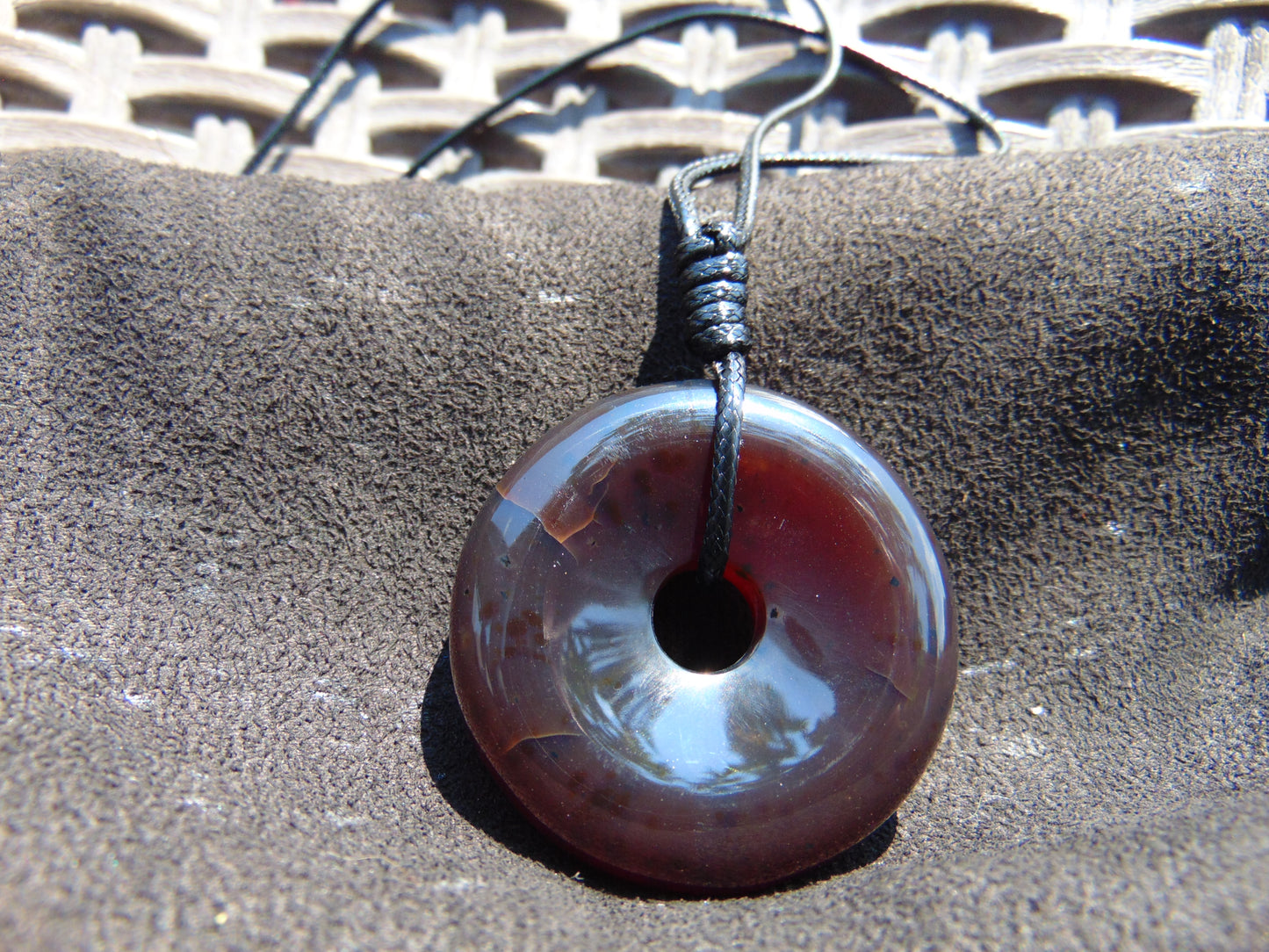 13 gr Donut Pendant Indonesian Red Amber for Healing 25A128