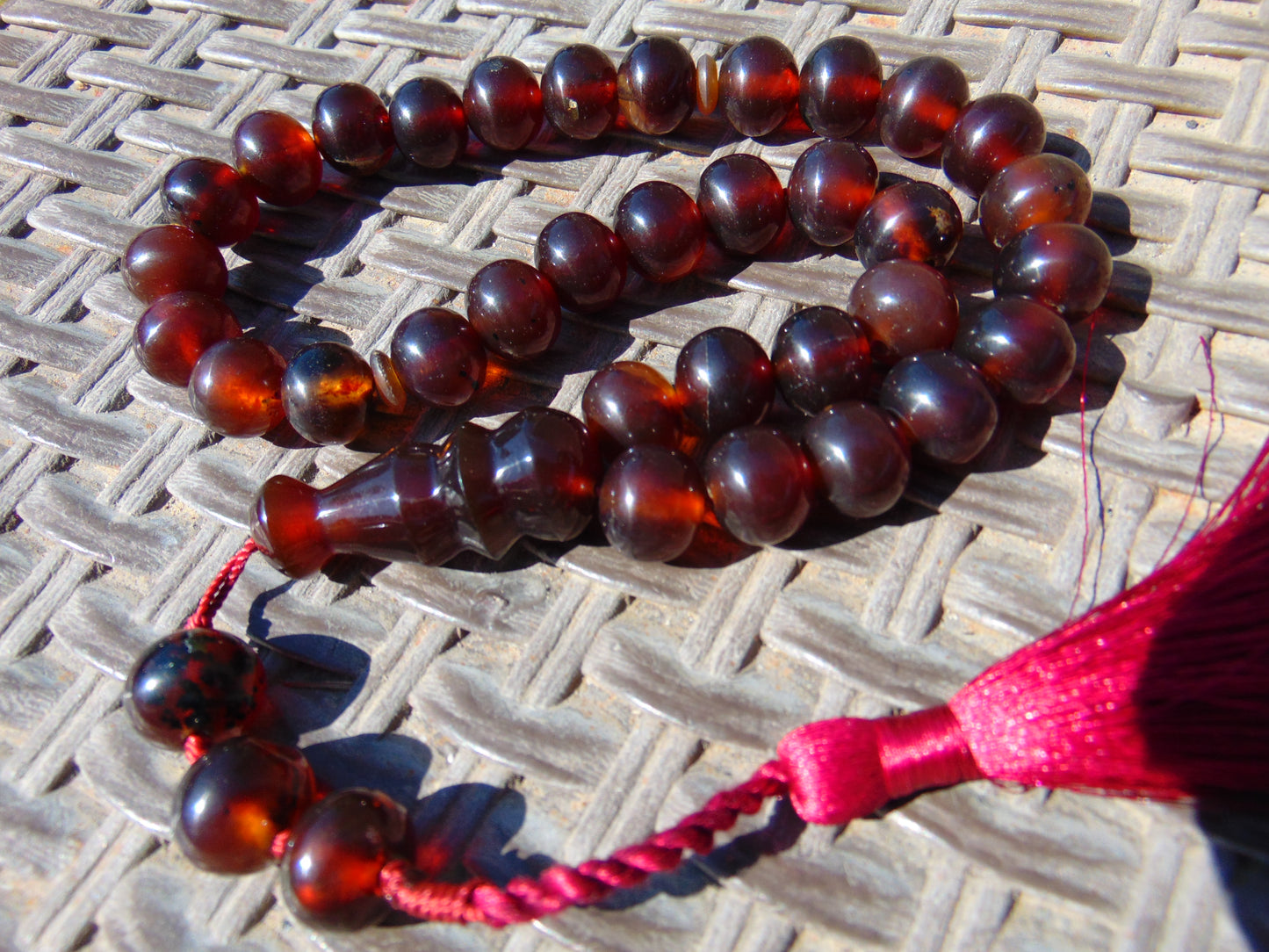 47 gr Hand Tasbih 33+3 Beads 12 mm Indonesian Red Amber for Healing FR67