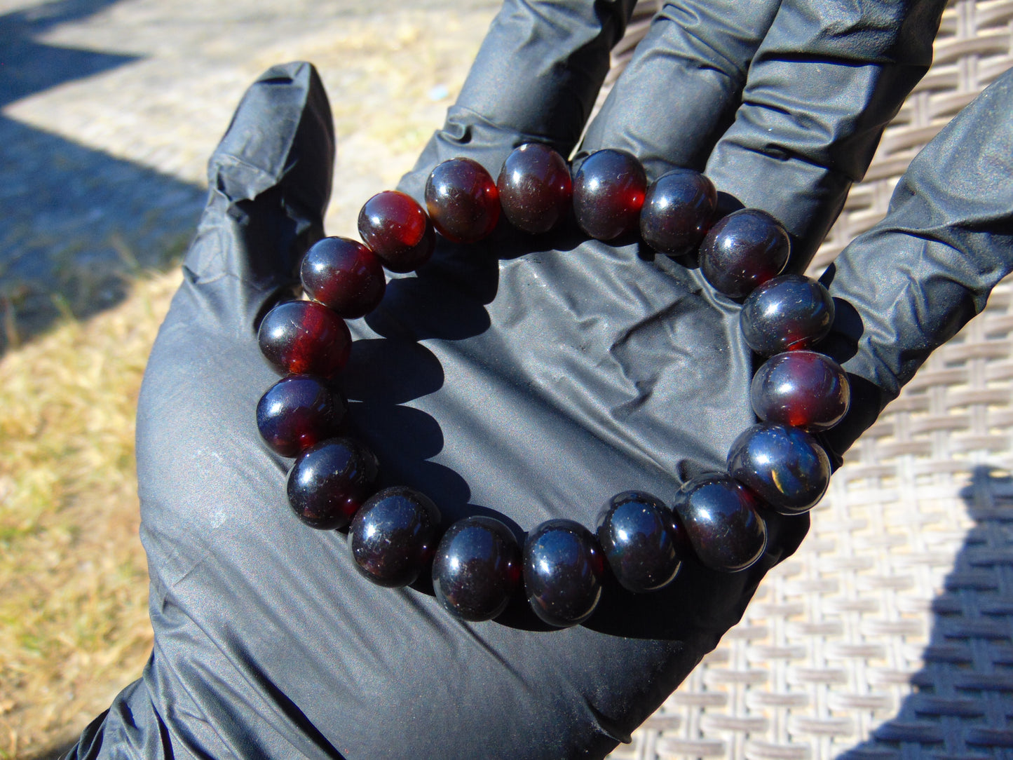 18 Gram 18 small Beads Bracelet Indonesian Cherry Red Amber for Healing FR91