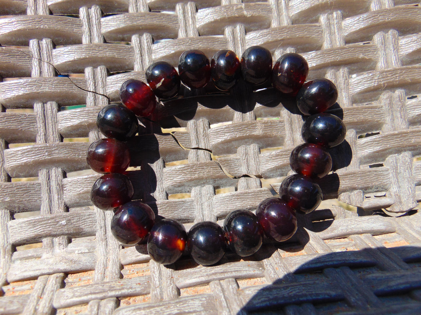 19 Gram 18 small Beads Bracelet Indonesian Cherry Red Amber 12 mm for Healing FR93