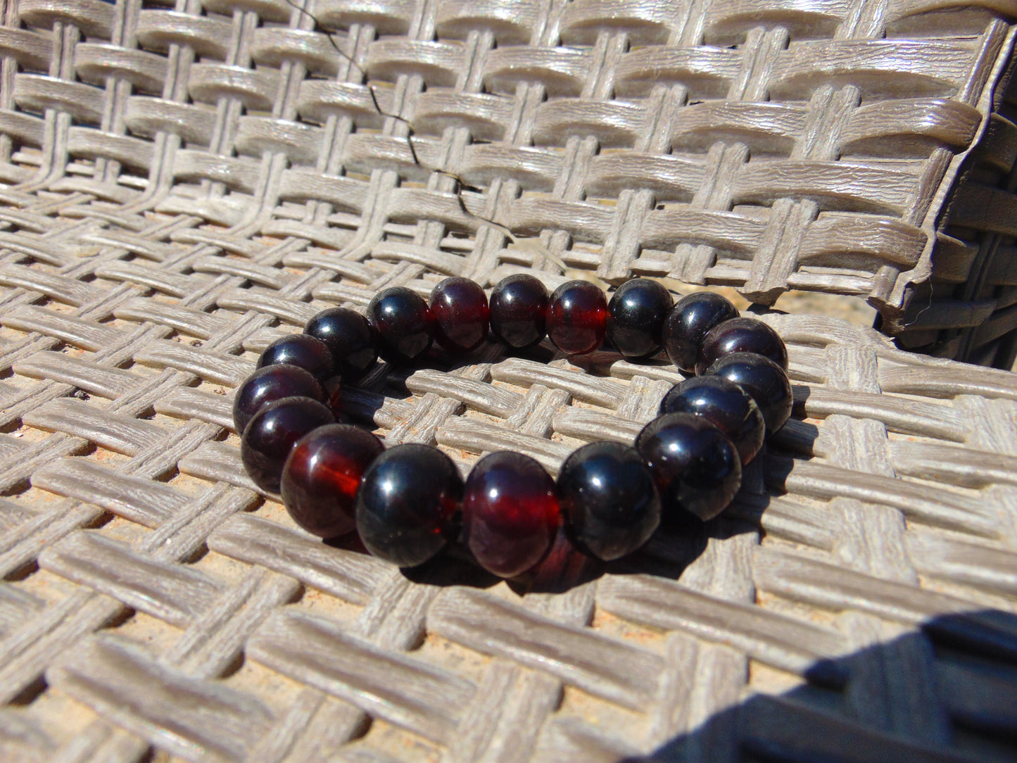 19 Gram 18 small Beads Bracelet Indonesian Cherry Red Amber 12 mm for Healing FR93