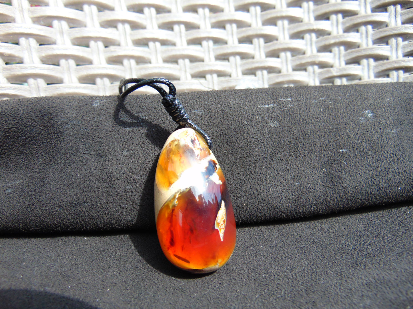 23 gr Teardrop Pendant Indonesian blue white Amber for Healing 25Y15