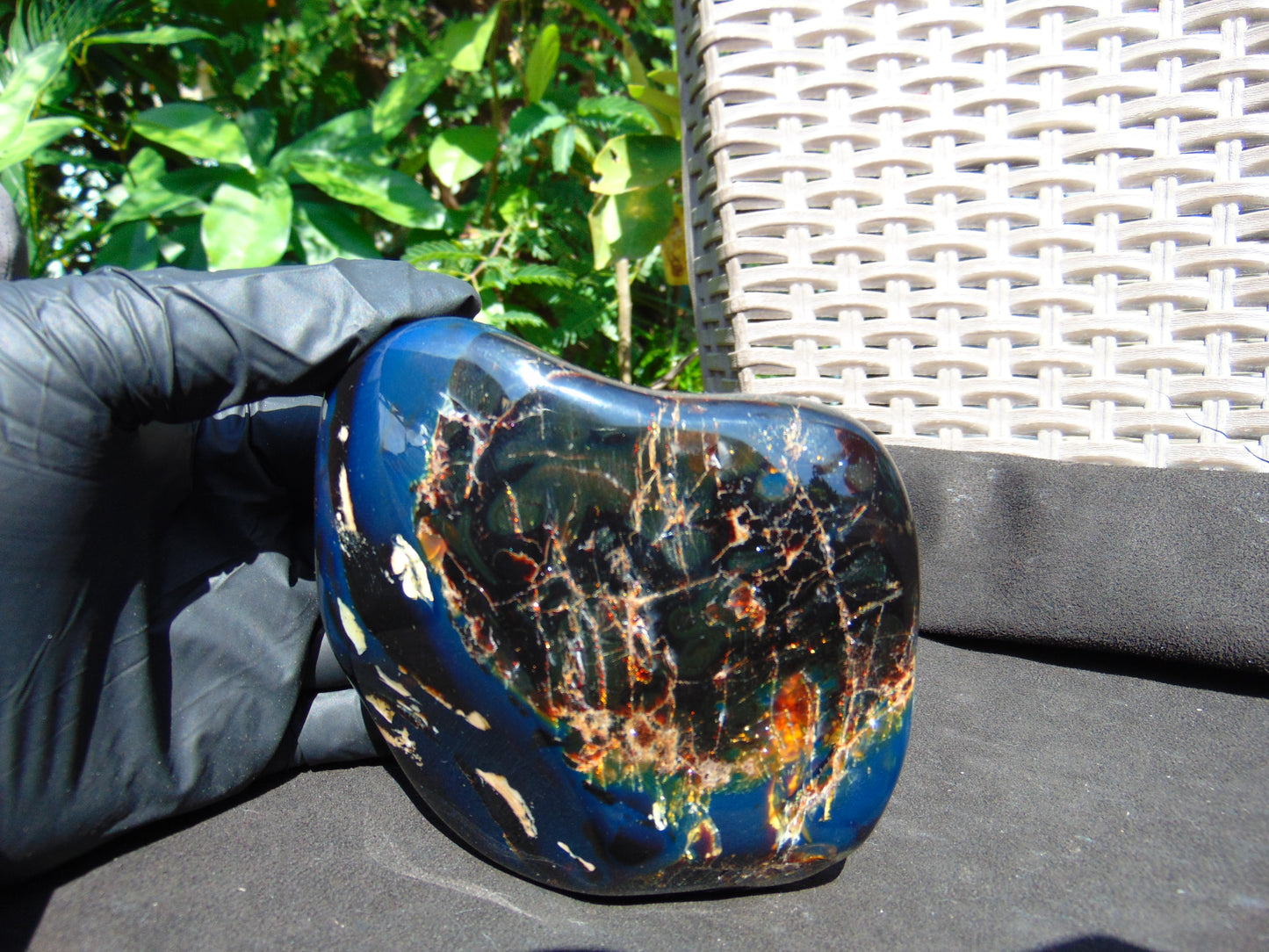 257 gram Full polished Indonesian Black Blue Amber for Healing ML75