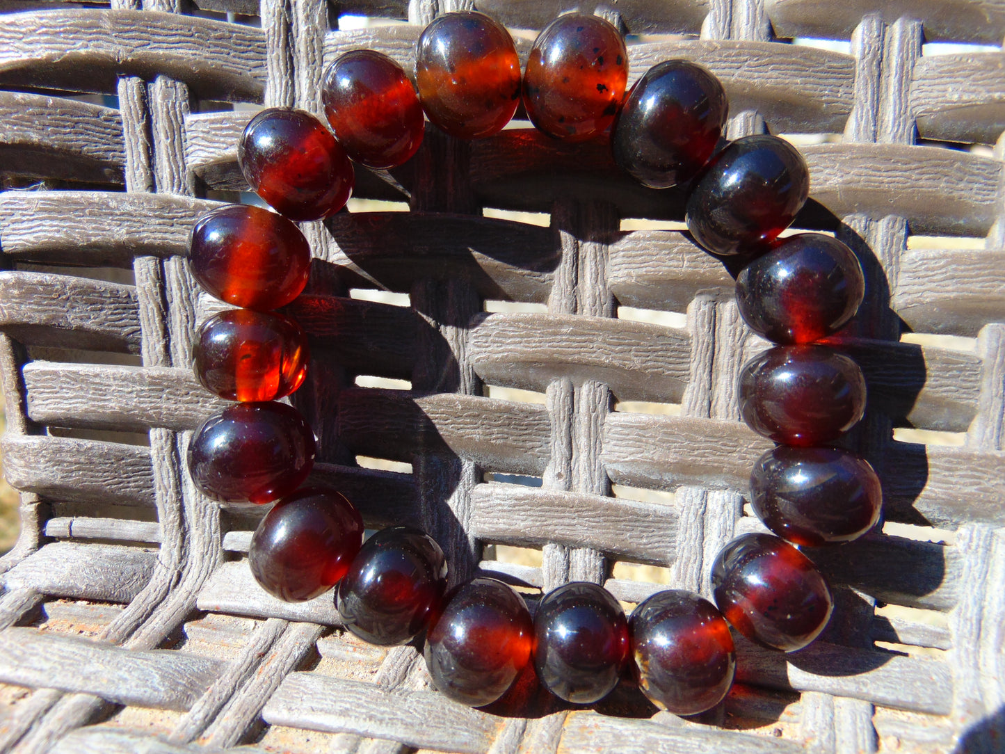 18 Gram 18 small Beads Bracelet Indonesian Cherry Red Amber for Healing FR99