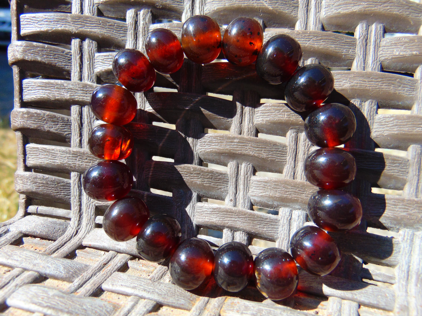 18 Gram 18 small Beads Bracelet Indonesian Cherry Red Amber for Healing FR99