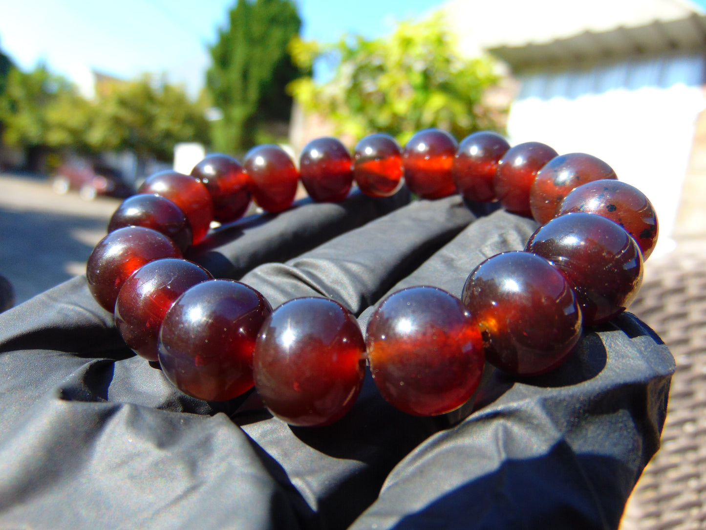 18 Gram 18 small Beads Bracelet Indonesian Cherry Red Amber for Healing FR99