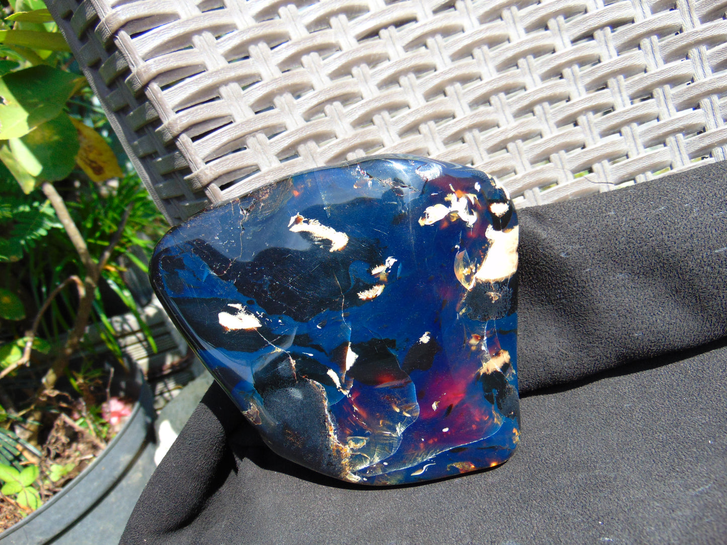 334 gram Full polished Indonesian Blue Amber for Healing ML70