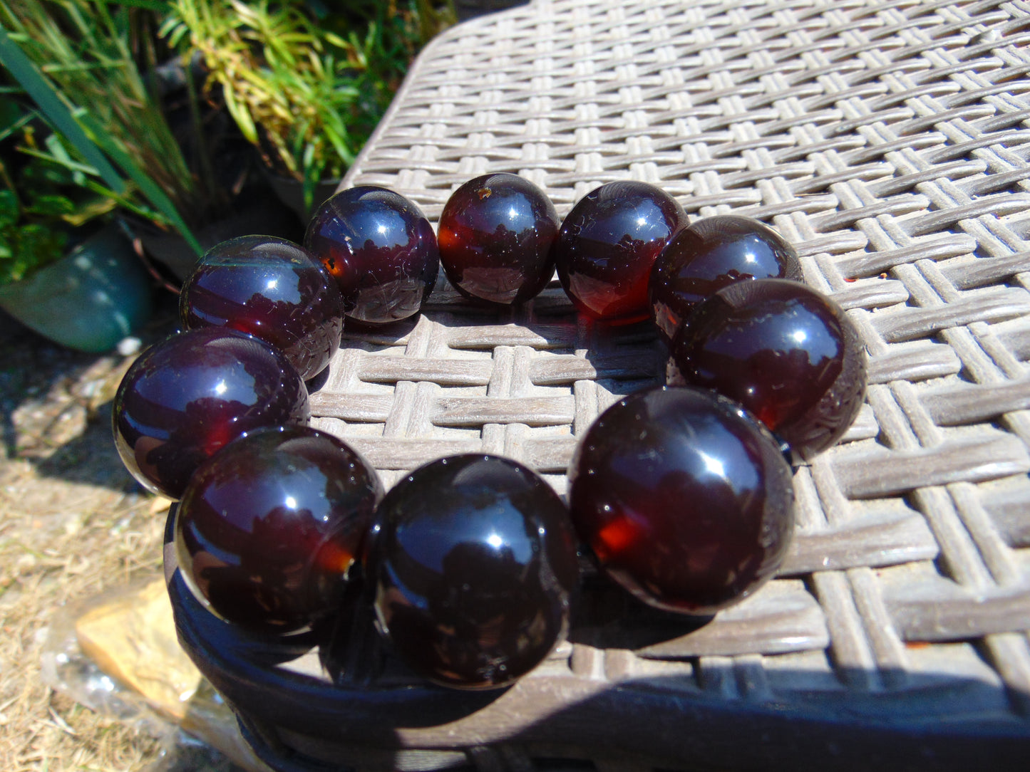 92 gram 10 Beads Mala Bracelet Indonesian Cherry Red Amber 25 mm for Healing BB6