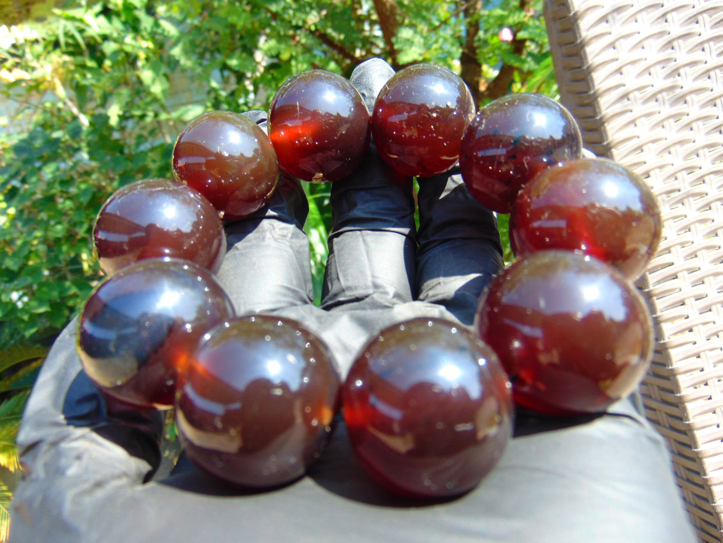 92 gram 10 Beads Mala Bracelet Indonesian Cherry Red Amber 25 mm for Healing BB6