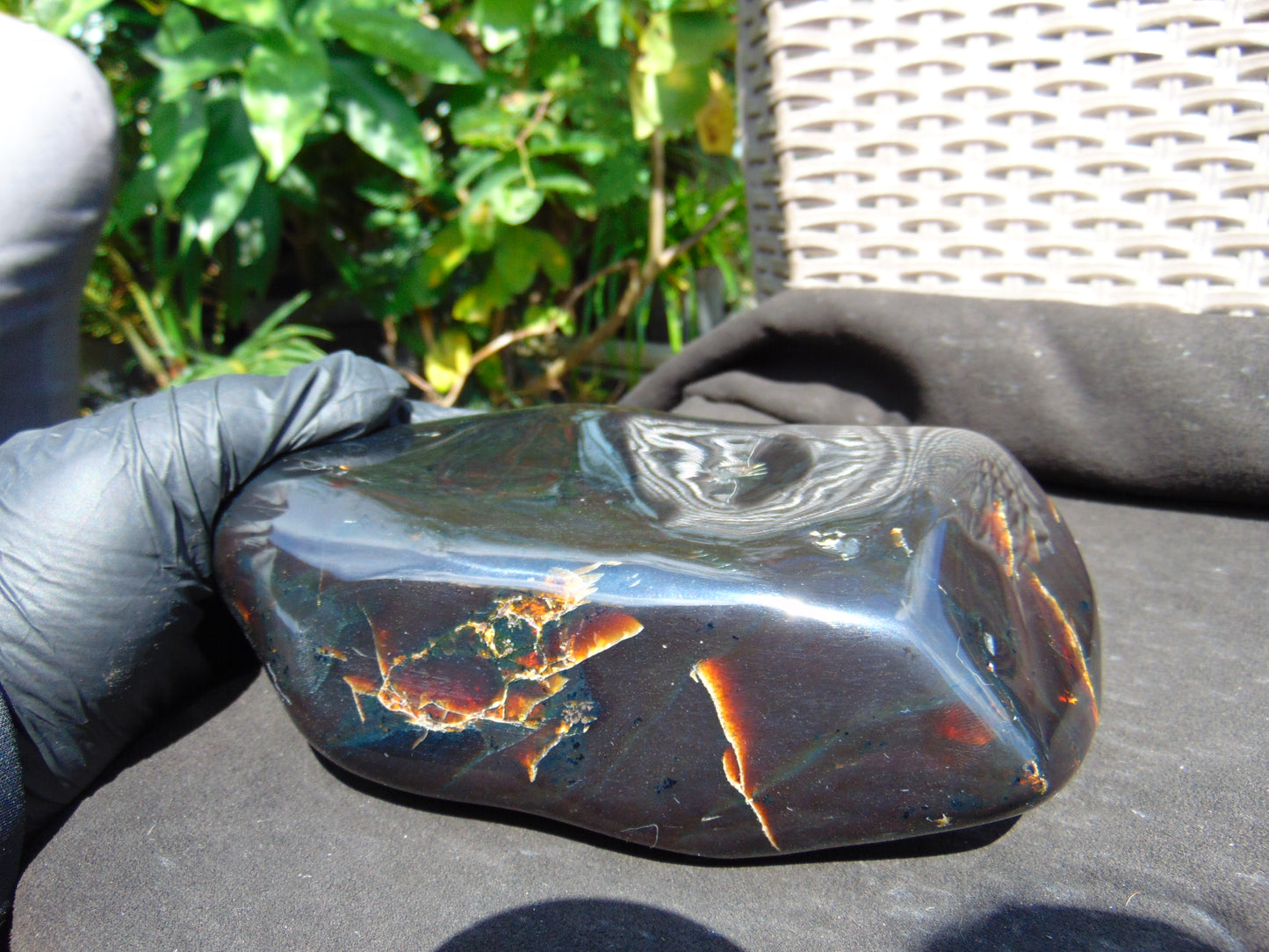 657 gram Full polished Indonesian Black Amber for Healing AR124