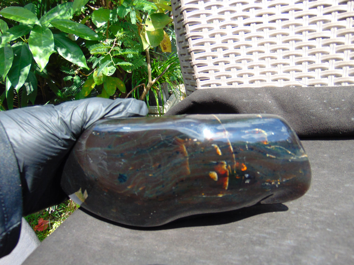 657 gram Full polished Indonesian Black Amber for Healing AR124