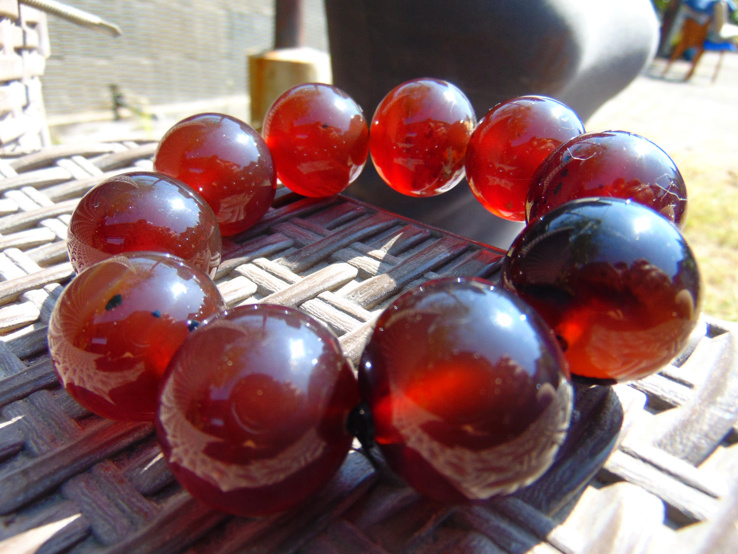 92 gram 10 Beads 25 mm Mala Bracelet Indonesian Cherry Red Blue Amber for Healing BB11
