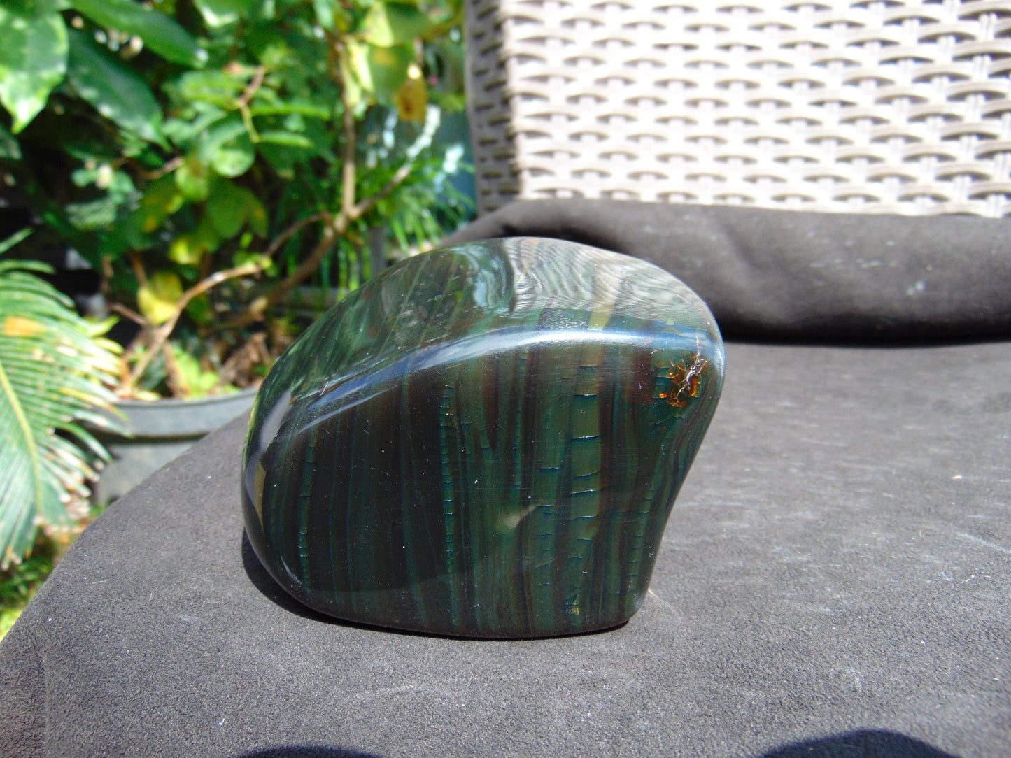 257 gram Full polished Indonesian Green Amber for Healing ML72