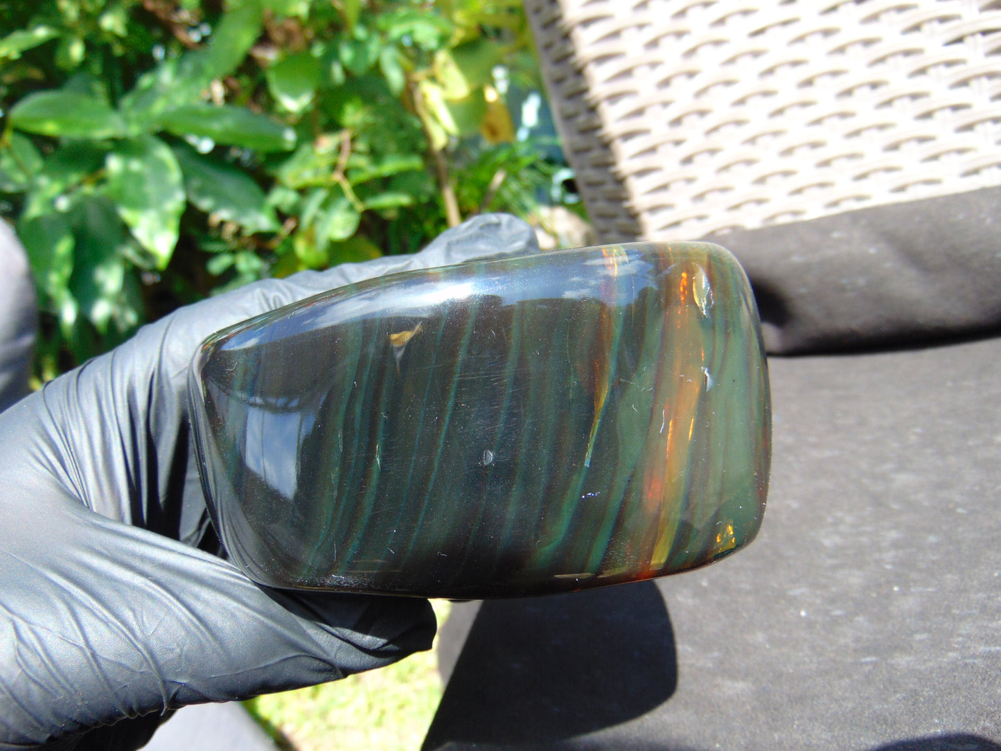 257 gram Full polished Indonesian Green Amber for Healing ML72