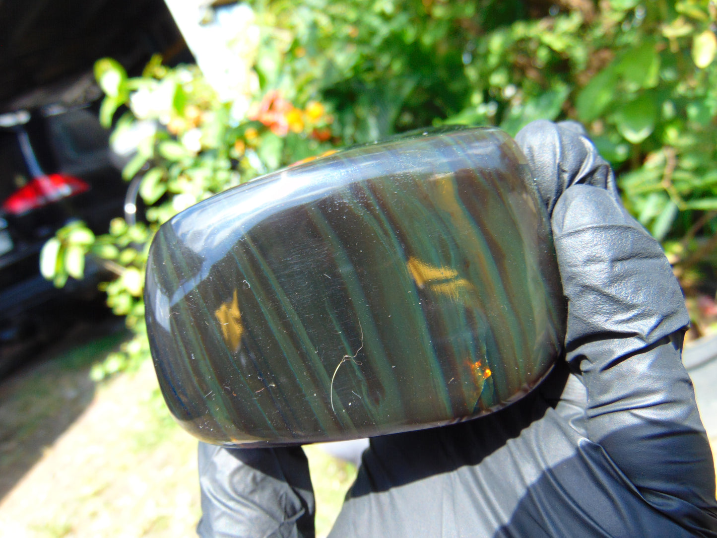 257 gram Full polished Indonesian Green Amber for Healing ML72