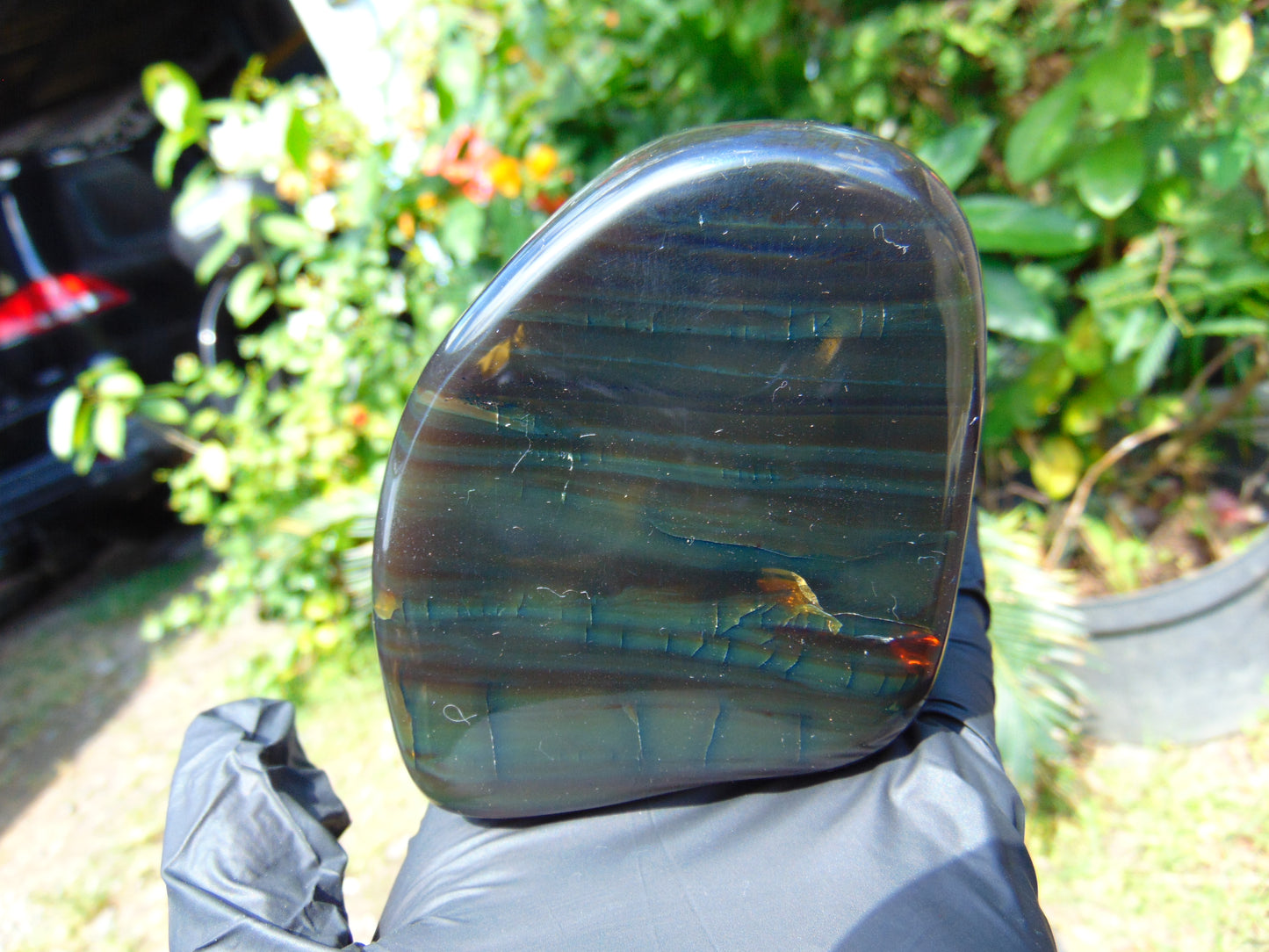 257 gram Full polished Indonesian Green Amber for Healing ML72