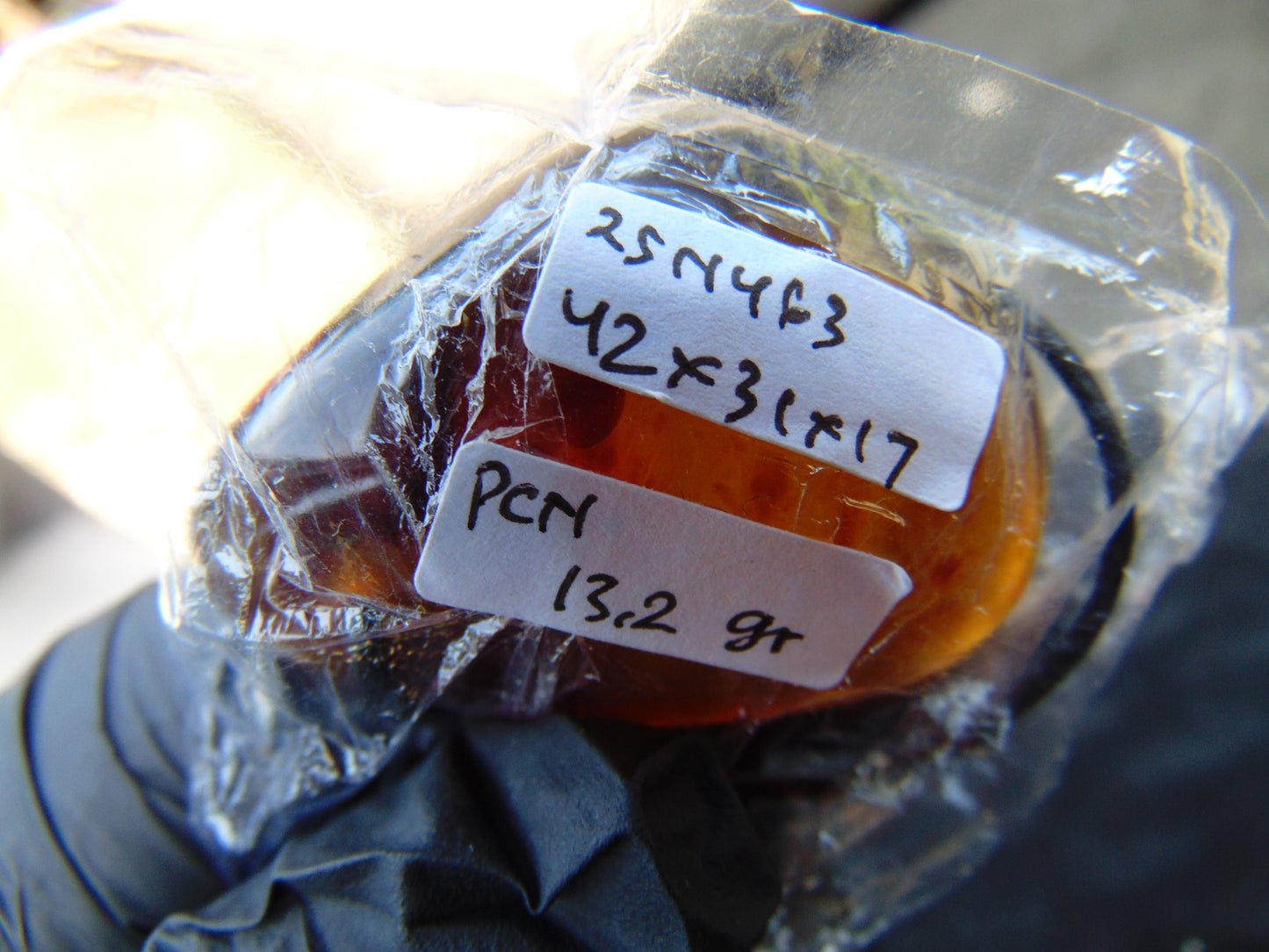 13,2 gram Pendant Indonesian Blue Amber for Healing 25N463