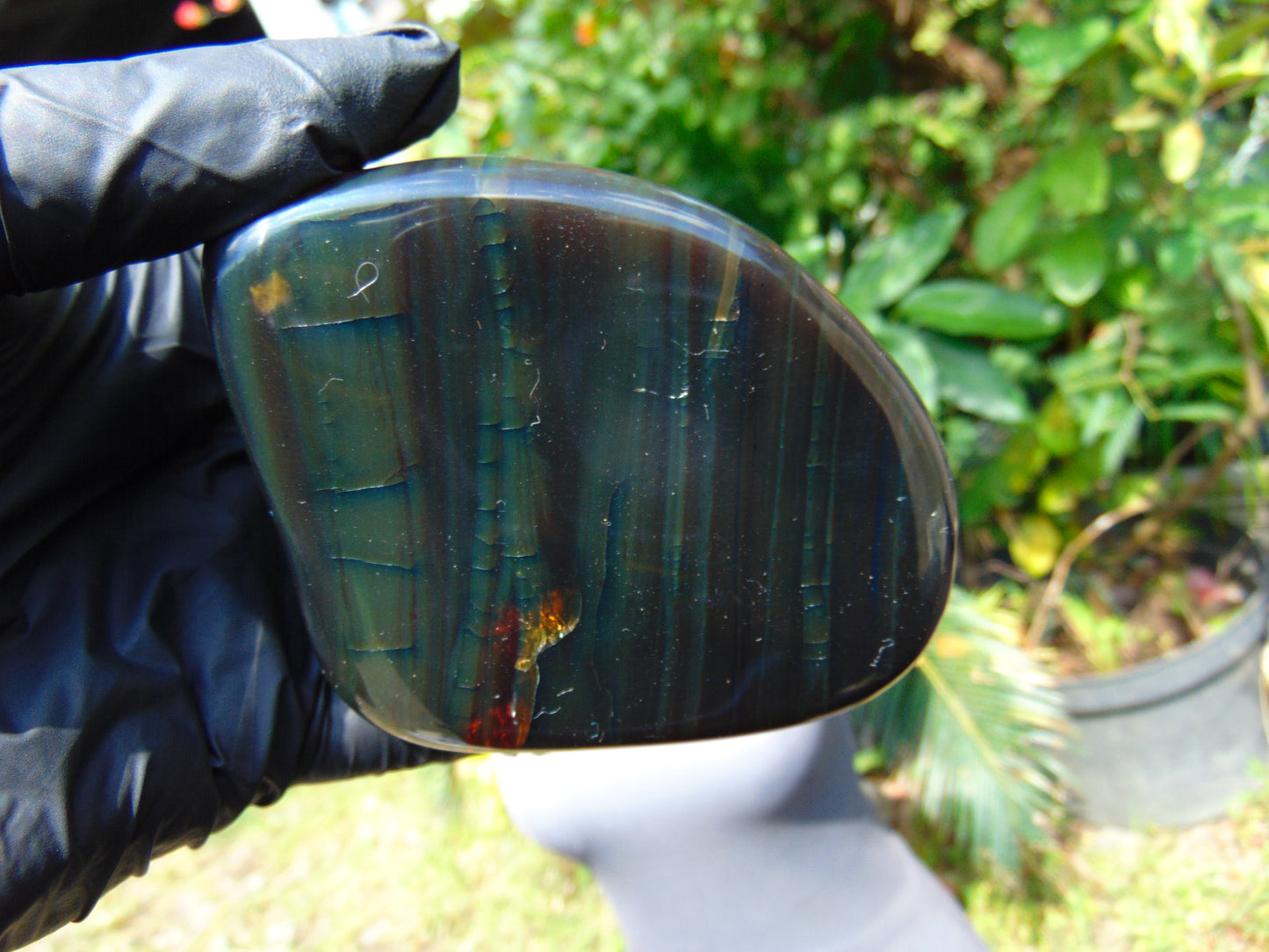 257 gram Full polished Indonesian Green Amber for Healing ML72