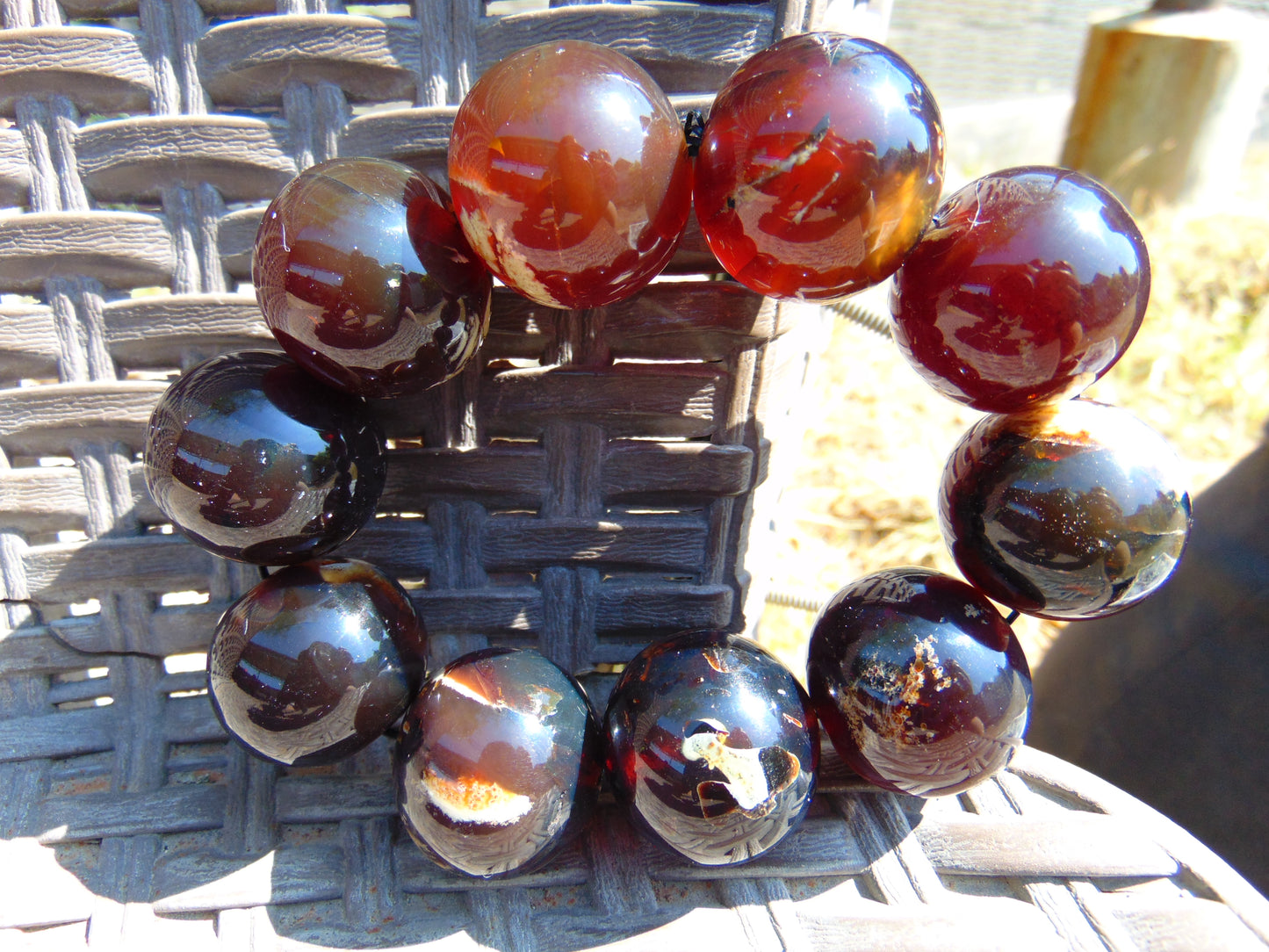 94 gram 10 Beads Mala Bracelet Indonesian Dark Red Amber 25 mm for Healing BB7